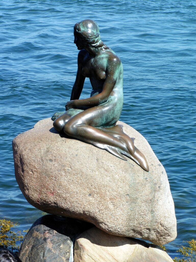 denmark, little mermaid, tourist attraction-1595970.jpg